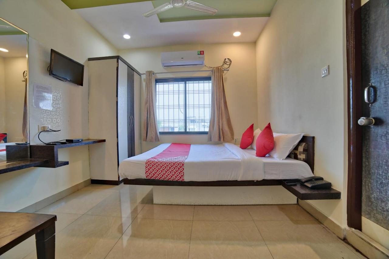 Oyo 35538 Hotel Risha Chandrapur Esterno foto