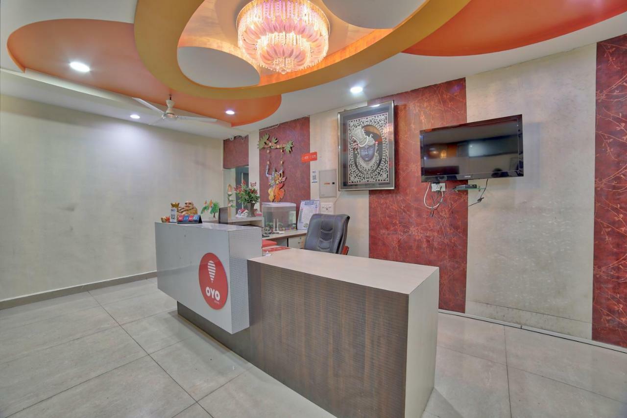 Oyo 35538 Hotel Risha Chandrapur Esterno foto