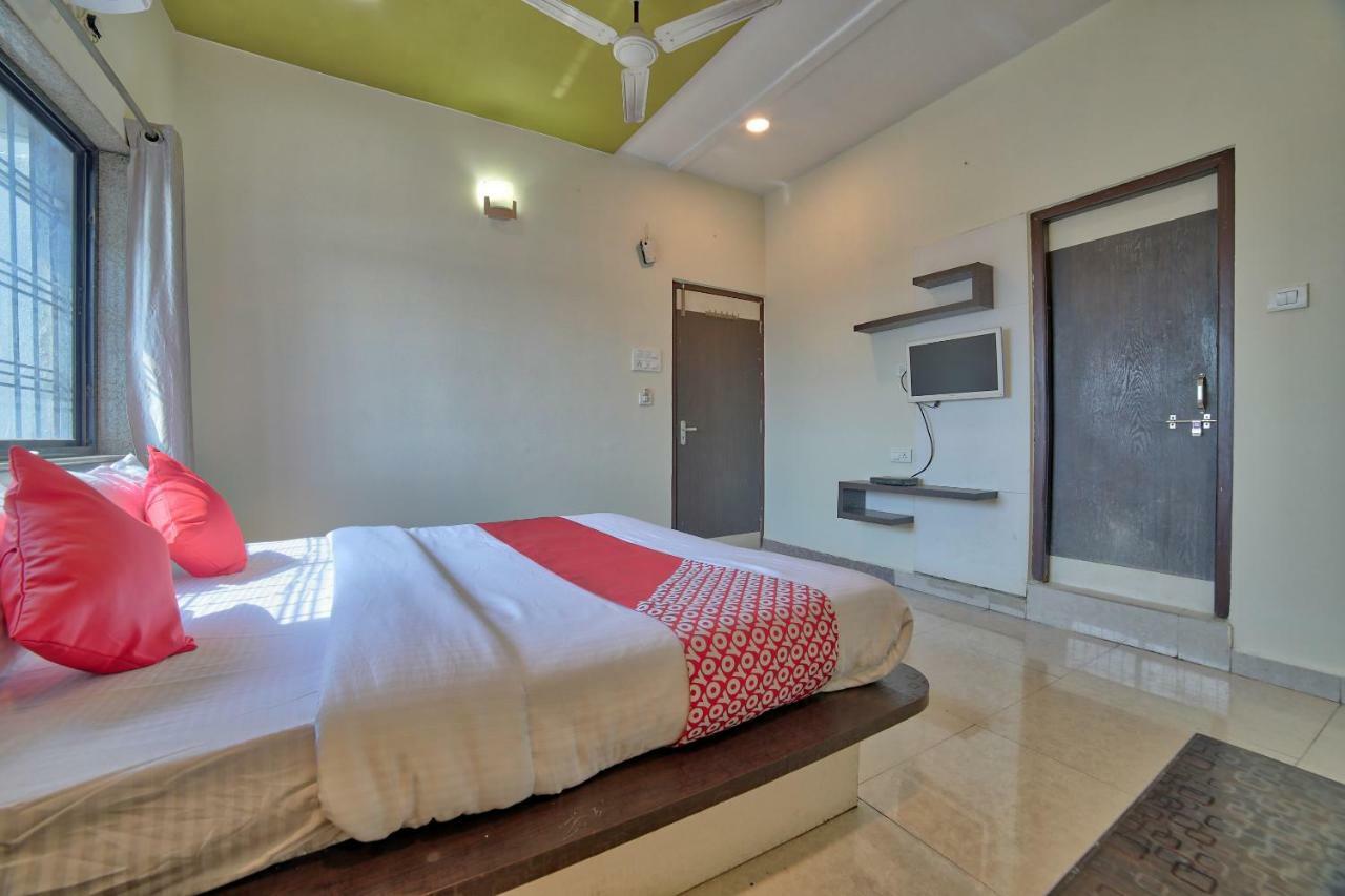 Oyo 35538 Hotel Risha Chandrapur Esterno foto