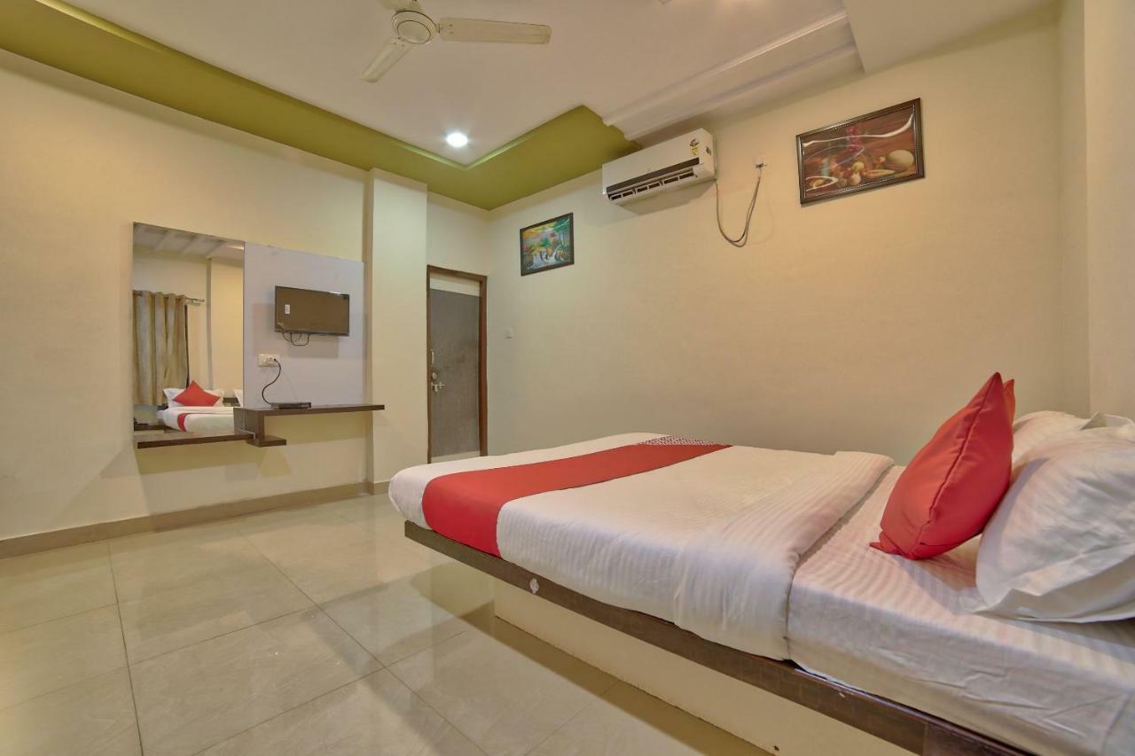 Oyo 35538 Hotel Risha Chandrapur Esterno foto